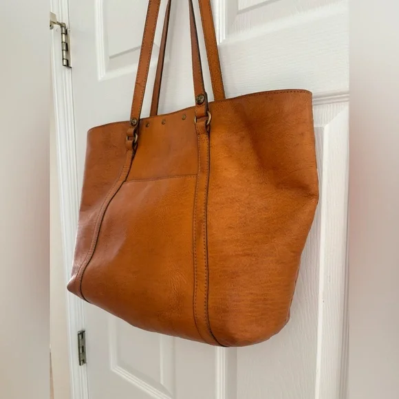 Patricia Nash | Benvenuto Embroidered Signature Leather Tote Bag Purse Tan - Picture 8 of 9